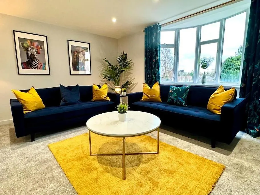 Chic 3Br Bournemouth Apt - Near Beach & Shops! Apartment